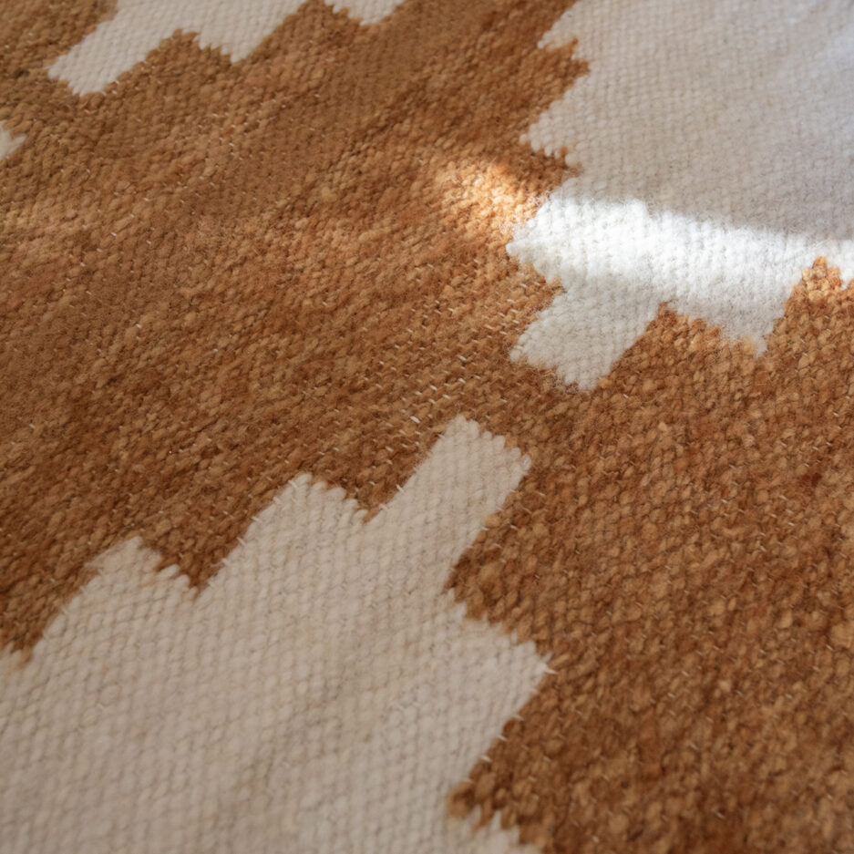 Tapis de couloir en laine ocre Finca Home